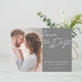 Einfaches modernes Typografie-Foto Save the Date (Stehend Vorderseite)