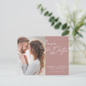 Einfaches modernes Typografie-Foto Save the Date Ankündigungspostkarte (Stehend Vorderseite)