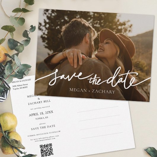 Einfaches, modernes, weißes Script Save the Date Einladungspostkarte