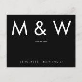 Einfaches Monogramm B/W QR-Code Save Date Ankündigungspostkarte (Vorderseite)