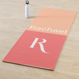 Einfaches Monogramm Name Typografie Peach Yogamatte