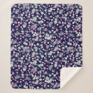 Einfaches, nahtloses Blumenmuster mit hellen Farbt Sherpadecke