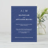 Einfaches Navy Blau Monogramm Elegante Hochzeitsei Einladung (Stehend Vorderseite)