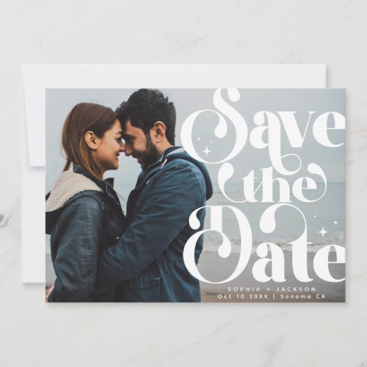 Einfaches Retro-Typografie-Save the Date Foto Ankündigung (Vorderseite)