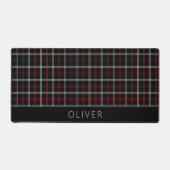 Einfaches rotes, Kariertes Muster in Monogramm Schreibtischunterlage (Vorderseite)