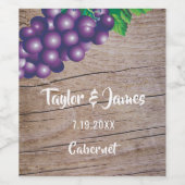 Einfaches rustikales Stallholz mit Vintagen Traube Weinetikett (Einzelnes Label)