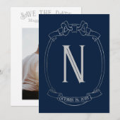 Einfaches Save-the-Date mit Monogramm und Bogen-Ka Einladung (Vorne/Hinten)