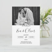 Einfaches Schwarz-Weiß-Foto für Hochzeiten Einladung (Stehend Vorderseite)