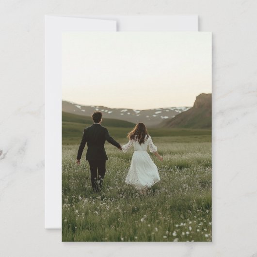 Einfaches Schwarz-Weiß-Skript-Overlay-Foto Einladung (Rückseite)