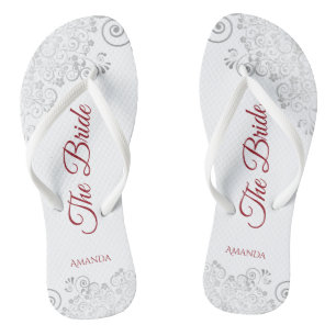 Einfaches Silver Lace & Red Script The Bride Weddi Badesandalen
