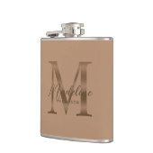 Einfaches Skript Metallisches Taupe Gold Monogramm Flachmann (Links)