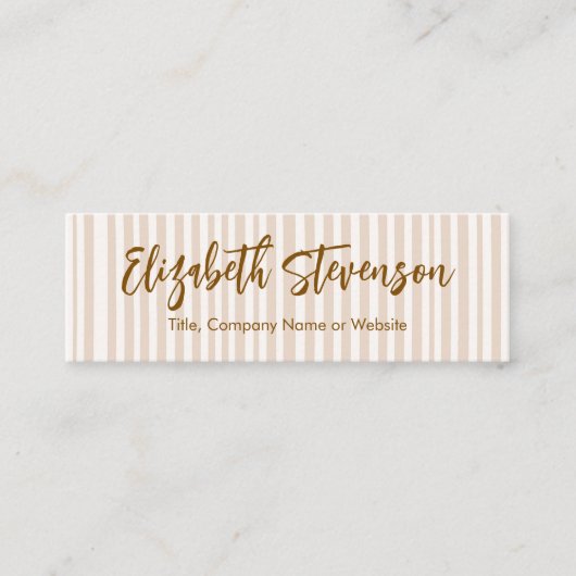 Einfaches Skript Preppy QR Code Girly Tan Brown Mini Visitenkarte (Vorderseite)