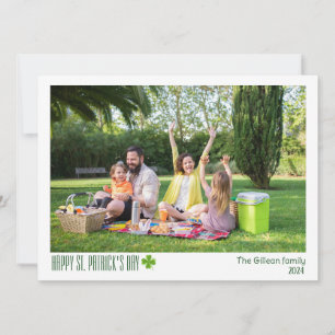 Einfaches St. Patricks-Tag Shamrocks Familienfoto  Feiertagskarte