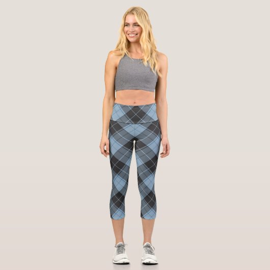 Einfaches Tartan-Muster in hellblau Capri Leggings (Vorderseite)