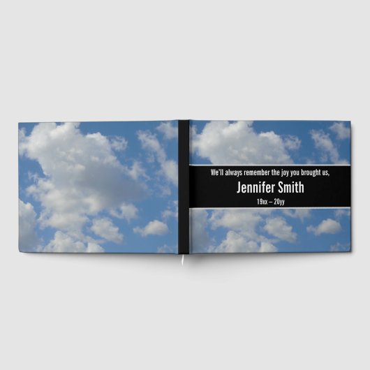 Einfaches und Schlichtes Gästebuch von Cloudy Sky  (Voll)