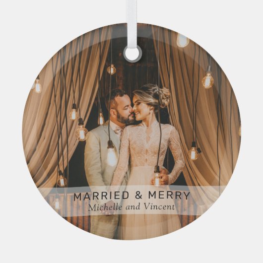 Einfaches "Verheiratet & Merry" Foto Keepake Ornament Aus Glas (Vorderseite)