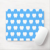 Einfaches weißes Zahn mit hellblauem Muster – Saub Mousepad (Mit Mouse)