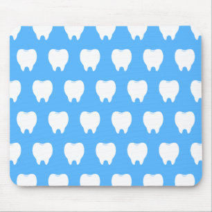 Einfaches weißes Zahn mit hellblauem Muster – Saub Mousepad