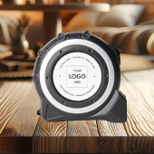 Einfaches White-Logo Maßband