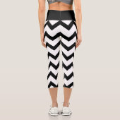 Einfaches Zickzack Schwarzweißmuster Capri Leggings (Rückseite)