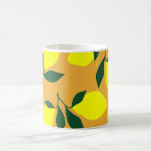 Einfaches Zitronenmuster, orangefarbener Hintergru Kaffeetasse (Mittel)