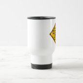 Einfahrt in die Dobrozone Reisebecher (Mittel)