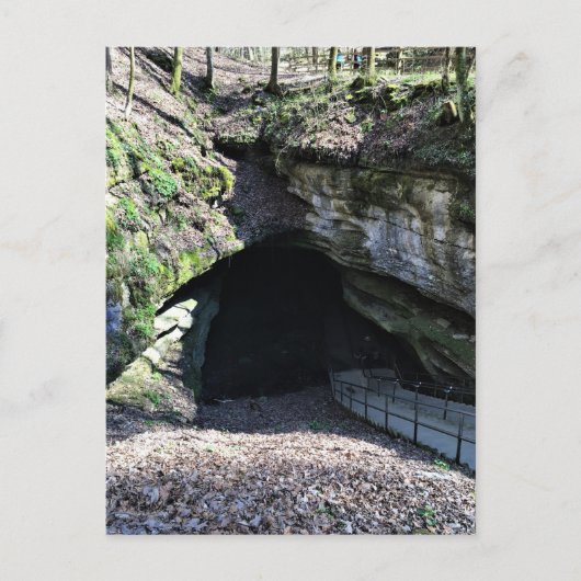 Einfahrt in die Höhle - Postkarte (Vorderseite)