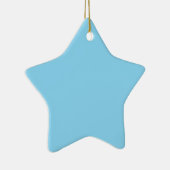 Einfarbiger hellblauer Hintergrund, gleichmäßig ge Keramik Ornament (Rechts)
