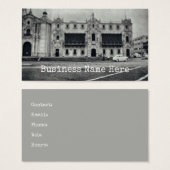 Einfarbiges Fahrzeug auf der Stadtstraße (Vorne & Hinten)