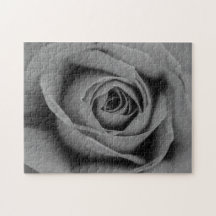 Einfarbiges Rosen-Puzzlespiel