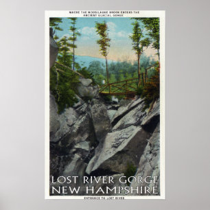 Eingangs-Ansicht von einer alten Glazial- Schlucht Poster