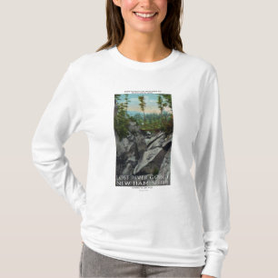 Eingangs-Ansicht von einer alten Glazial- Schlucht T-Shirt