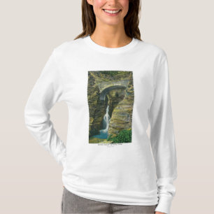 Eingangs-Kaskaden-und Wache-Brücken-Ansicht T-Shirt