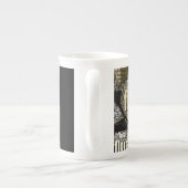 eingebetteter Orchid, Blütenblüte, Blossom, Typogr Porzellantasse (Rückseite)