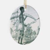 Eingeborener, der einen verzierten keramik ornament (Rechts)