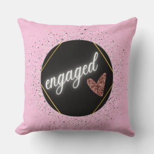 Eingebundene Pastell-Glamour Kissen