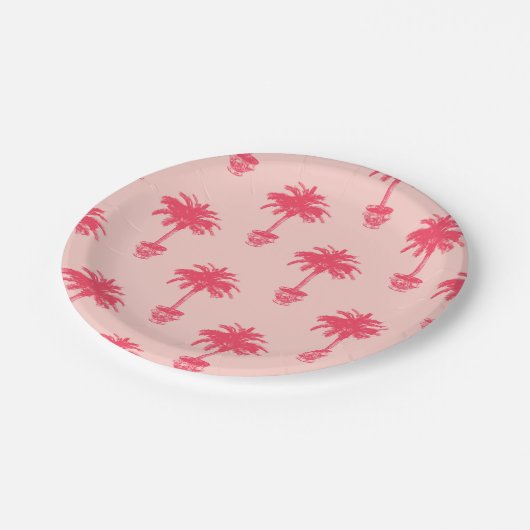 Eingemachte Palme in den Schatten des Pappteller (Schrägansicht)