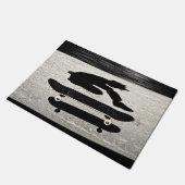 eingeschobenes Skateboard Fußmatte (Schrägansicht)