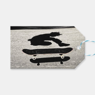 eingeschobenes Skateboard Geschenkanhänger