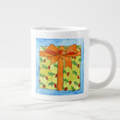 Eingewickeltes Geschenk 2011 Jumbo-Tasse (Rechts)