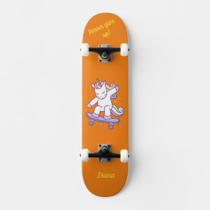 Einhorn auf Skateboard für Kinder