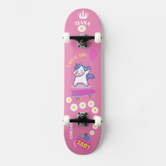 Einhorn auf Skateboard mit personalisierten Bildun (Vorderseite)