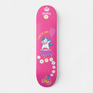 Einhorn auf Skateboard mit personalisierten Bildun