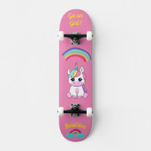 Einhorn auf Skateboard mit personalisierten Bildun