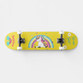 Einhorn auf Skateboard mit personalisierten Bildun (Horizontal)