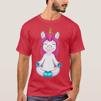 Einhorn beim Meditieren im Sitzen T-Shirt