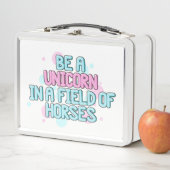 Einhorn | ist ein Einhorn auf einem Gebiet der Metall Brotdose (Beispiel)