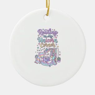 Einhorn liest in meiner Einhorn-Ecke Süßes Pastell Keramik Ornament