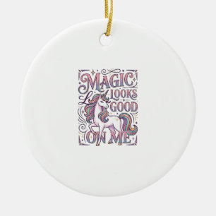 Einhorn-Magie sieht auf mir trendy Shirt Grafik gu Keramik Ornament