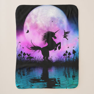 Einhorn mit kleinen Feen Sherpadecke